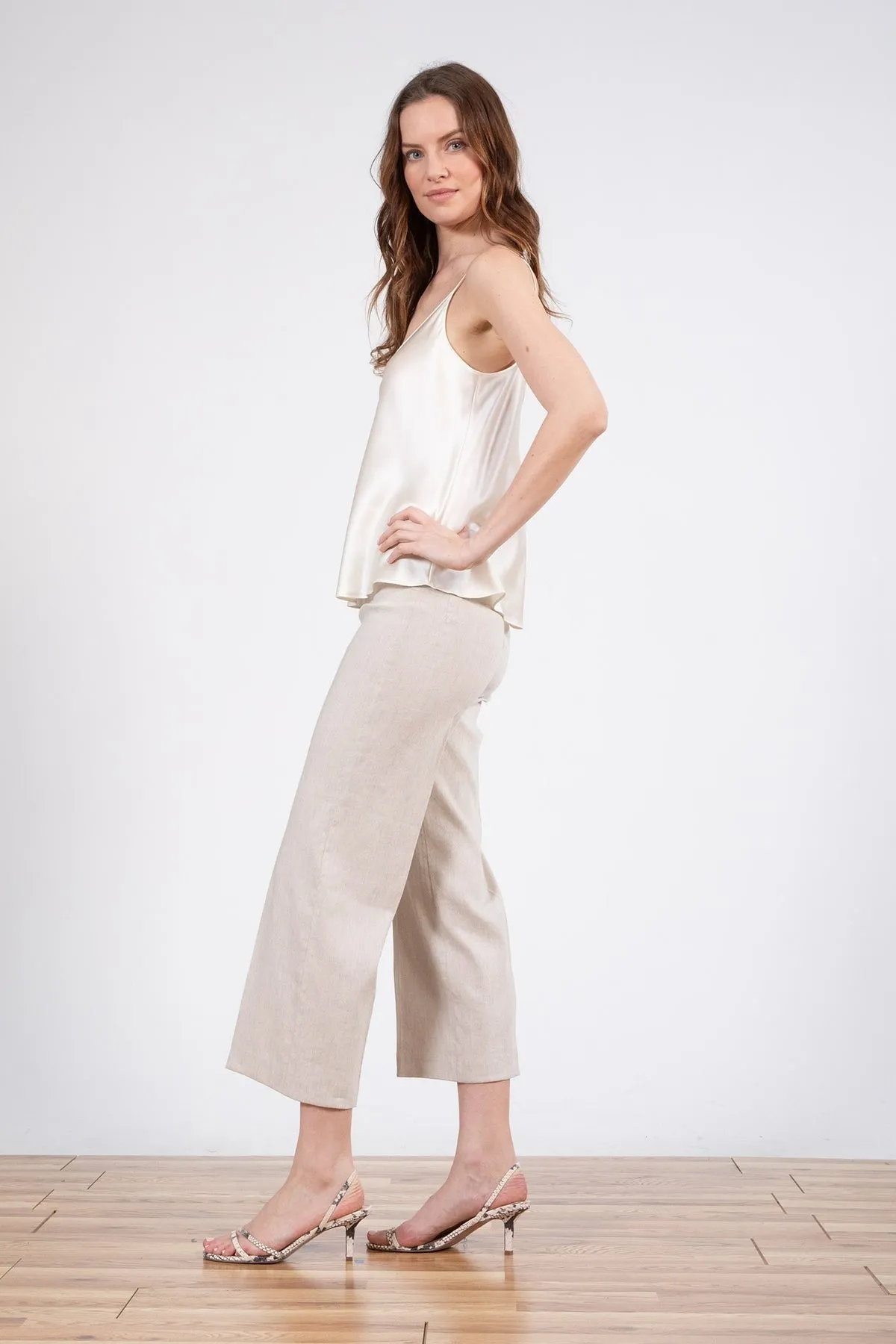 Avenue Montaigne Stretch Linen Pants
