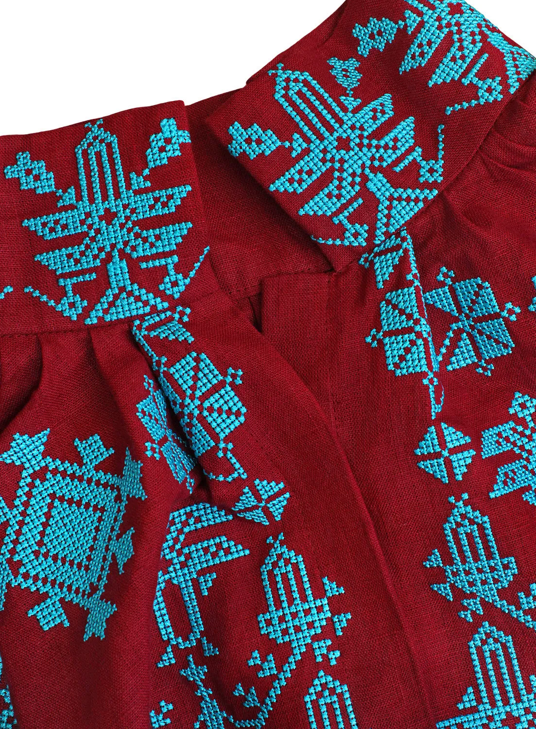 Boho style kaftan with embroidered horses