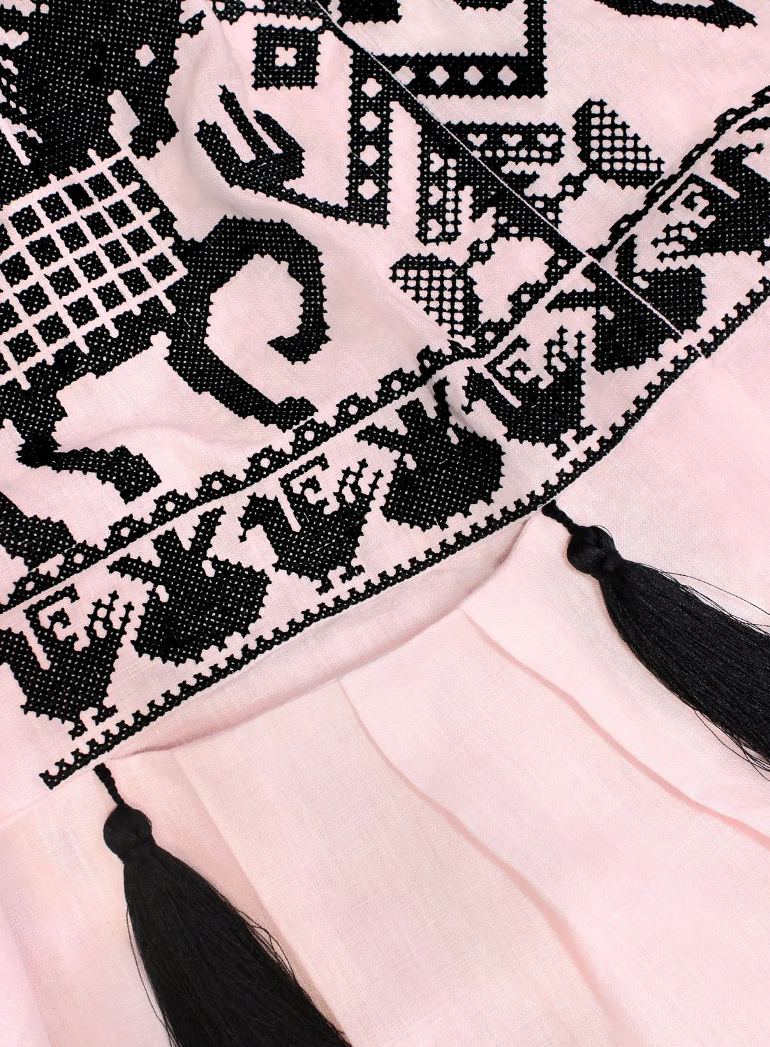 Boho style kaftan with embroidered horses