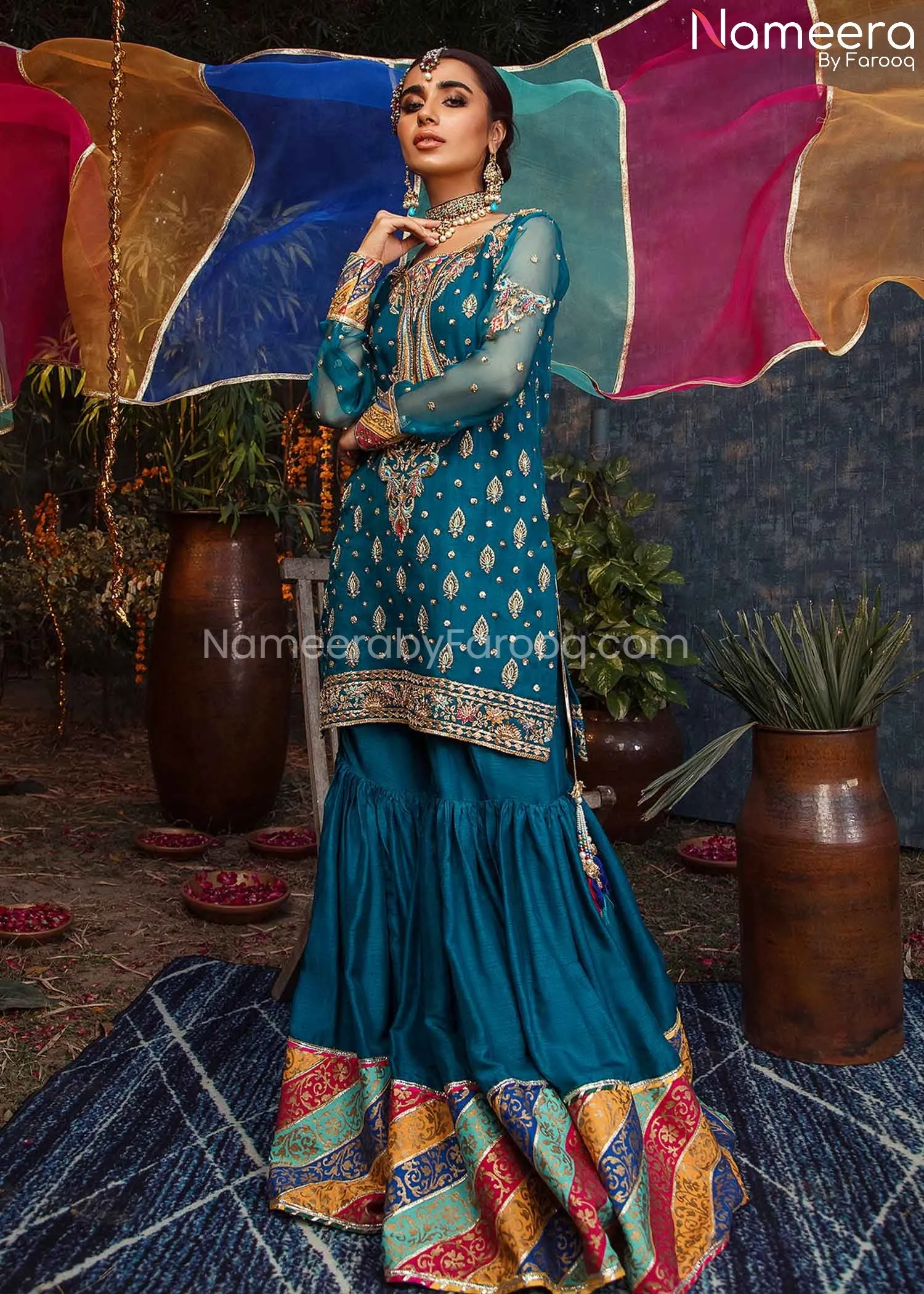 Bridal Mehndi Dresses for Pakistani Designers #BB235