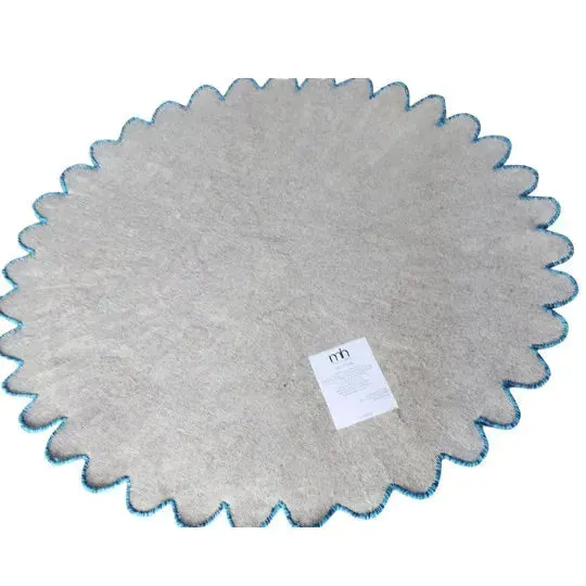 Butterflies over Flower Hand Tufted Wool Rug