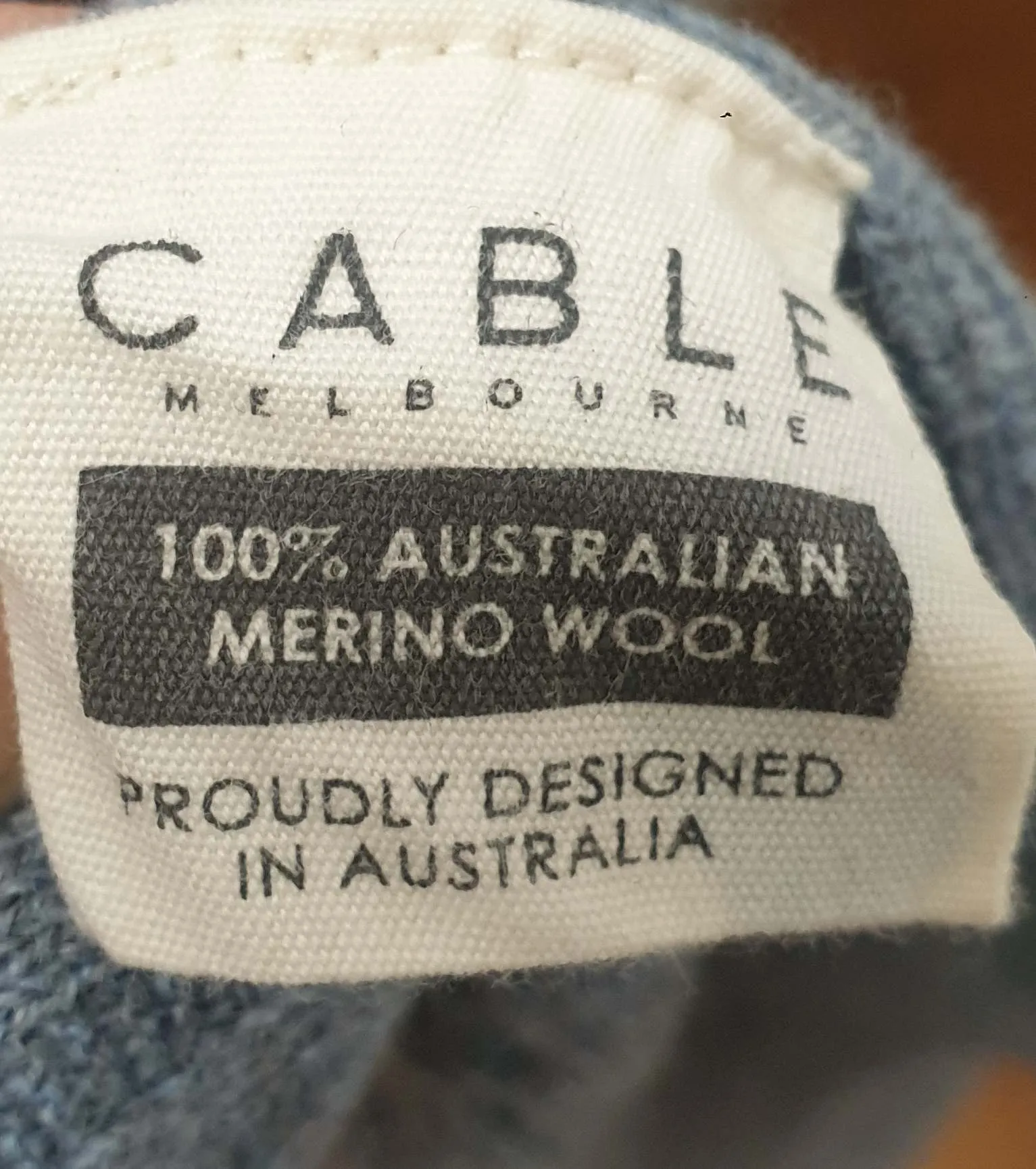 Cable Melbourne blue 100% merino wool knit cardigan / jacket size L (fits 12-14)