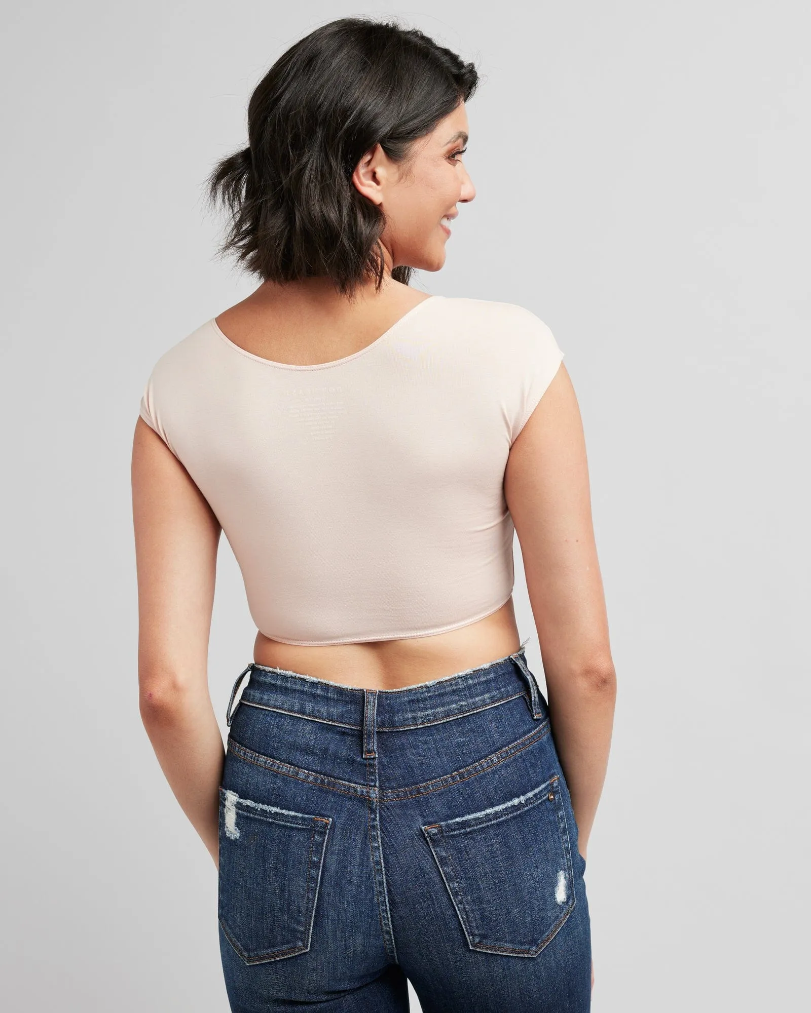 Demi Tee