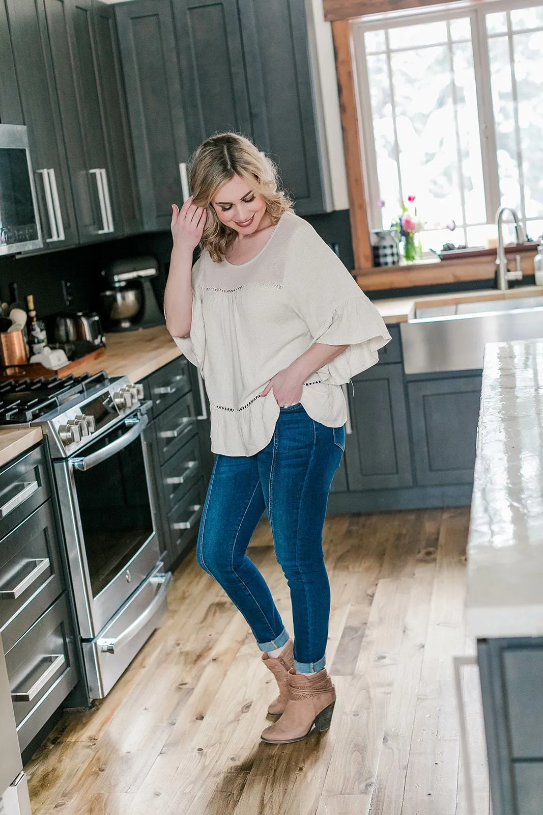 Drop The Hammer Ruffled Linen Top