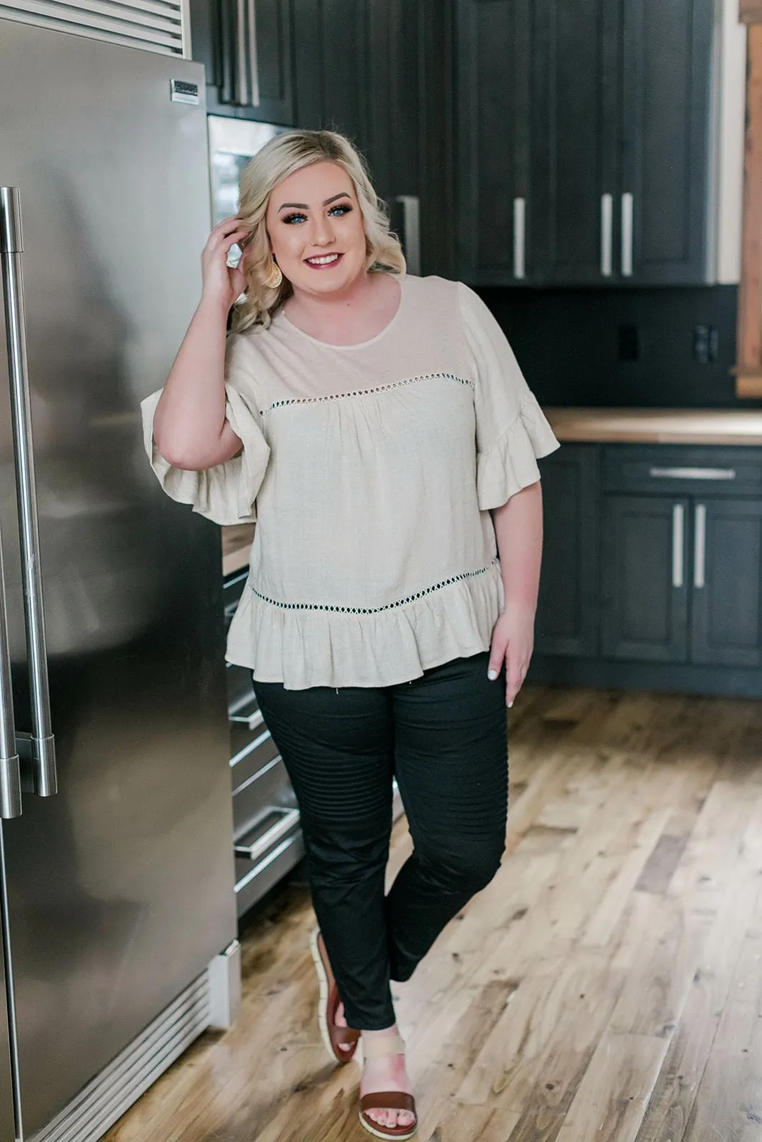 Drop The Hammer Ruffled Linen Top