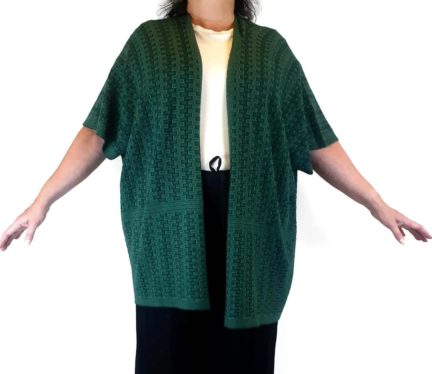 FROM NZ brand green 100% fine merino top, one size