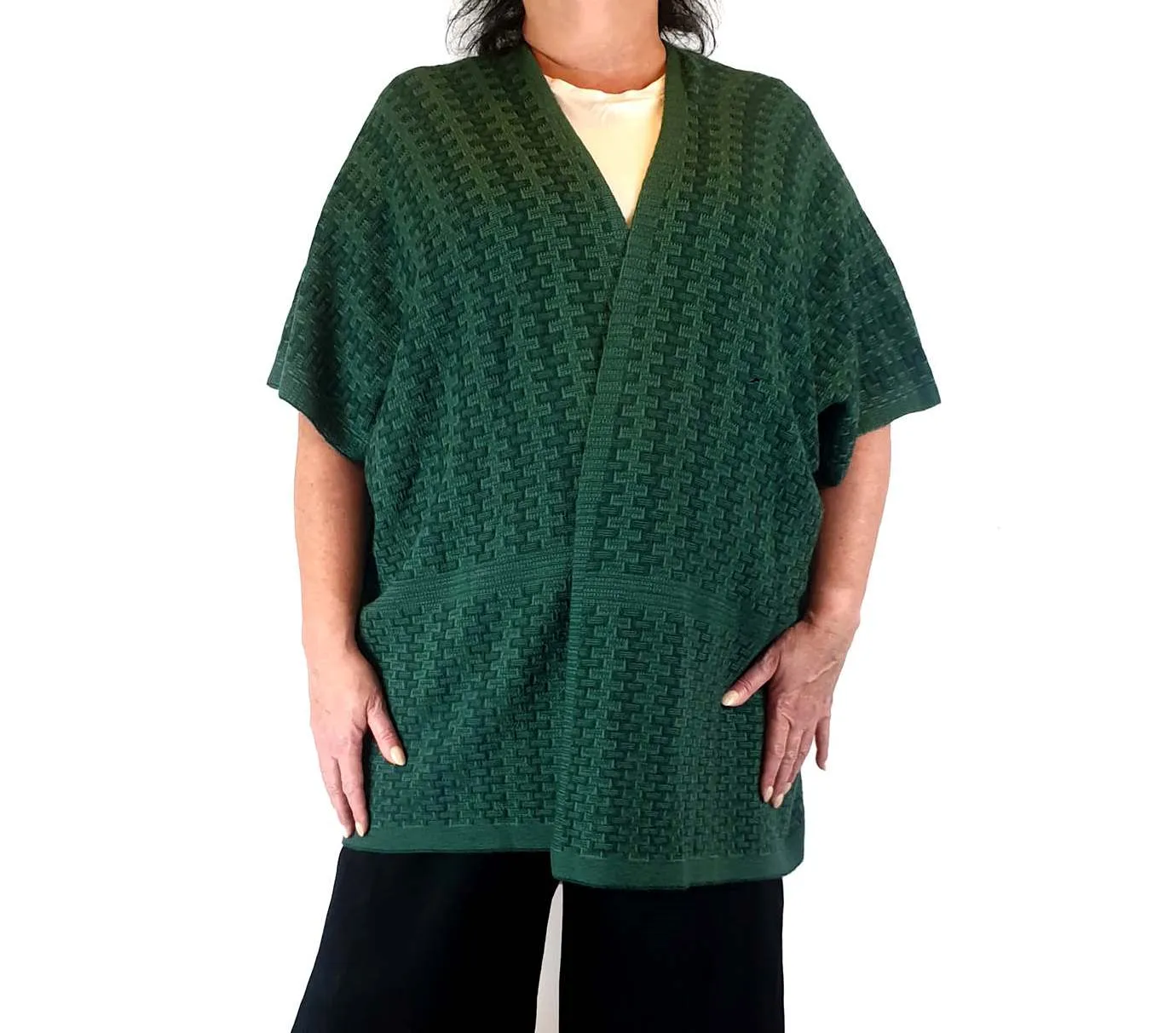 FROM NZ brand green 100% fine merino top, one size