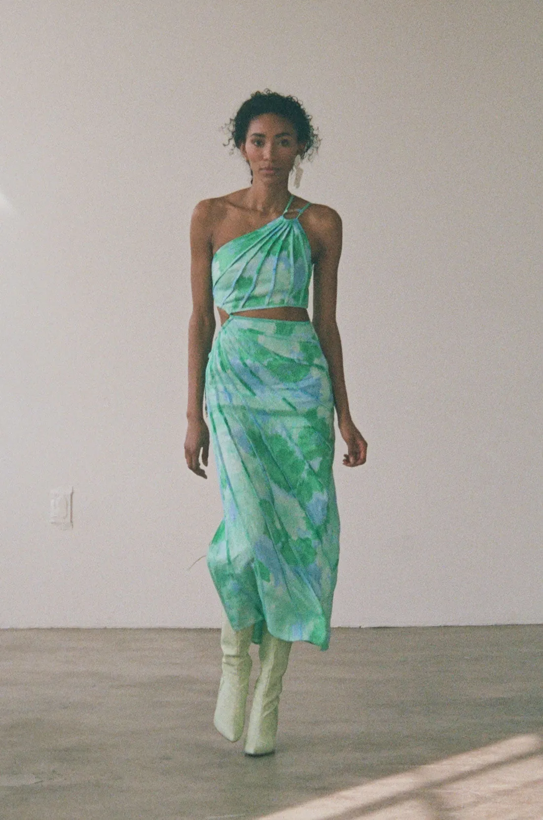 Jaliyah Dress - Blue Gerbera