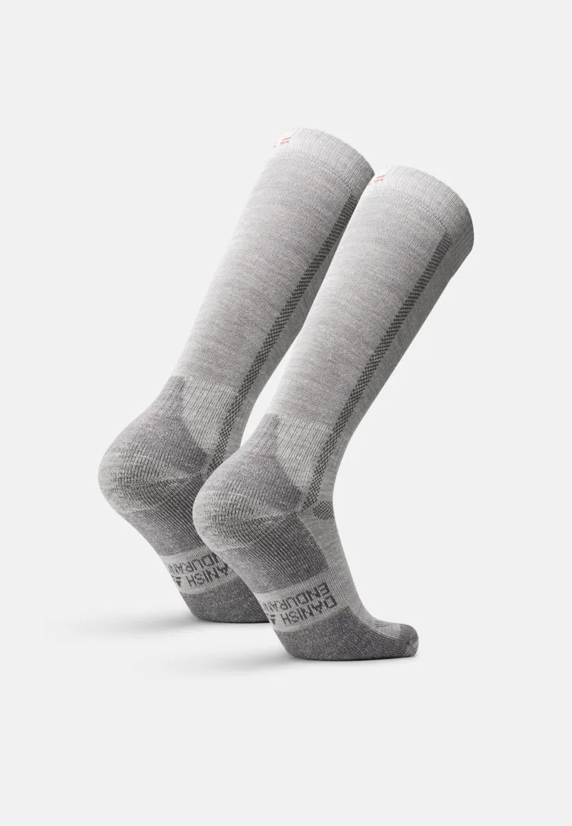 KNEE-HIGH MERINO HIKING SOCKS
