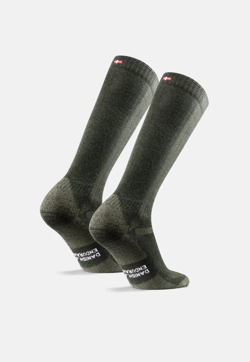 KNEE-HIGH MERINO HIKING SOCKS