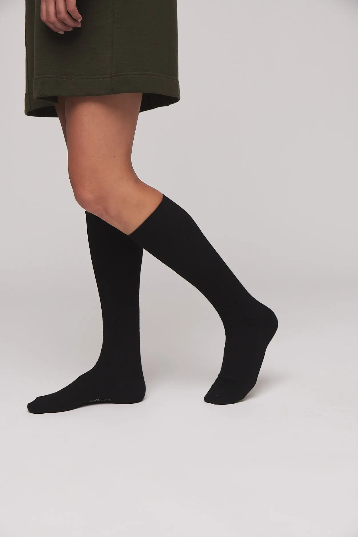 Knee High Variegated Rib Sock