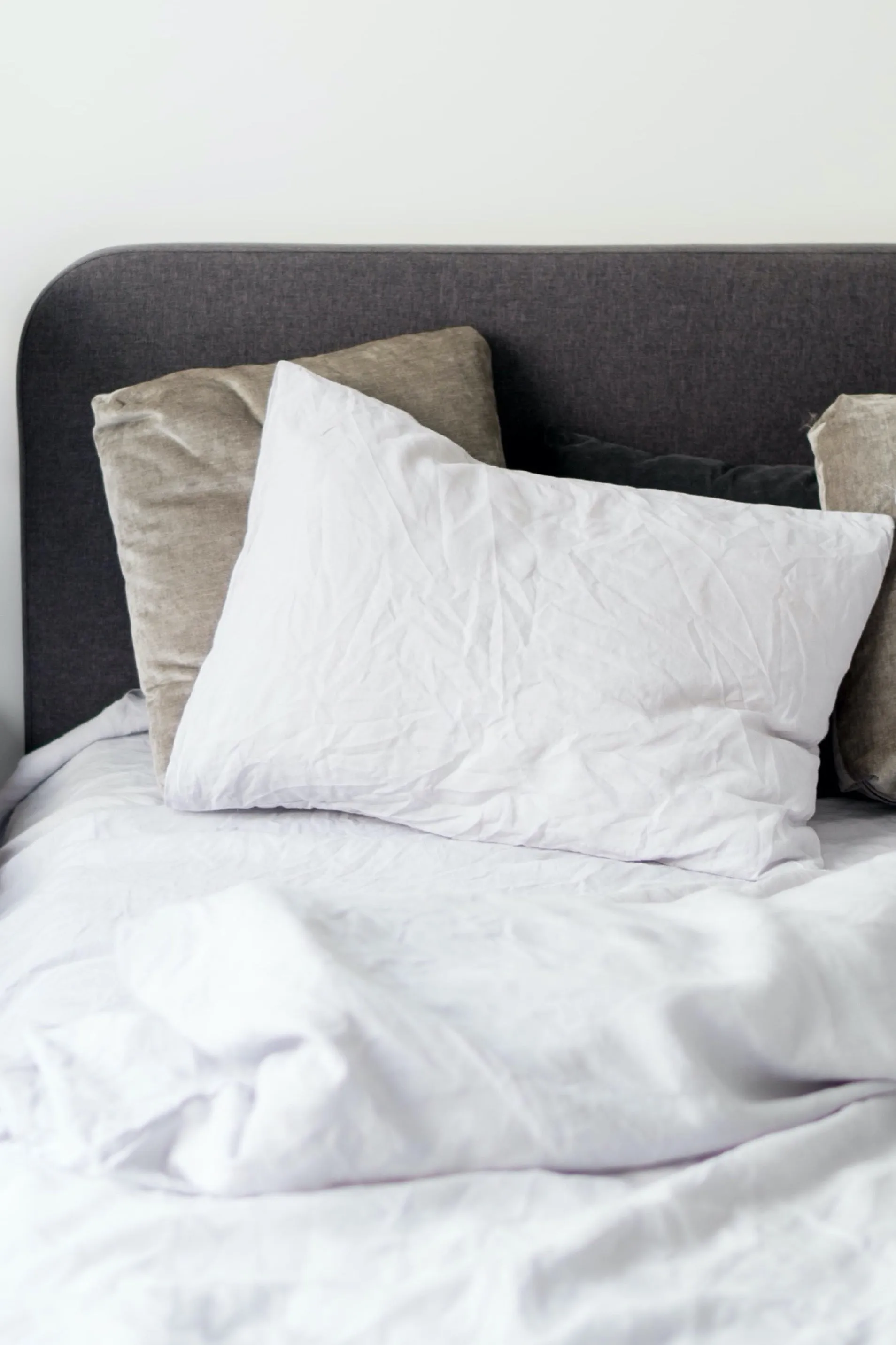 Linen pillowcase - light gray