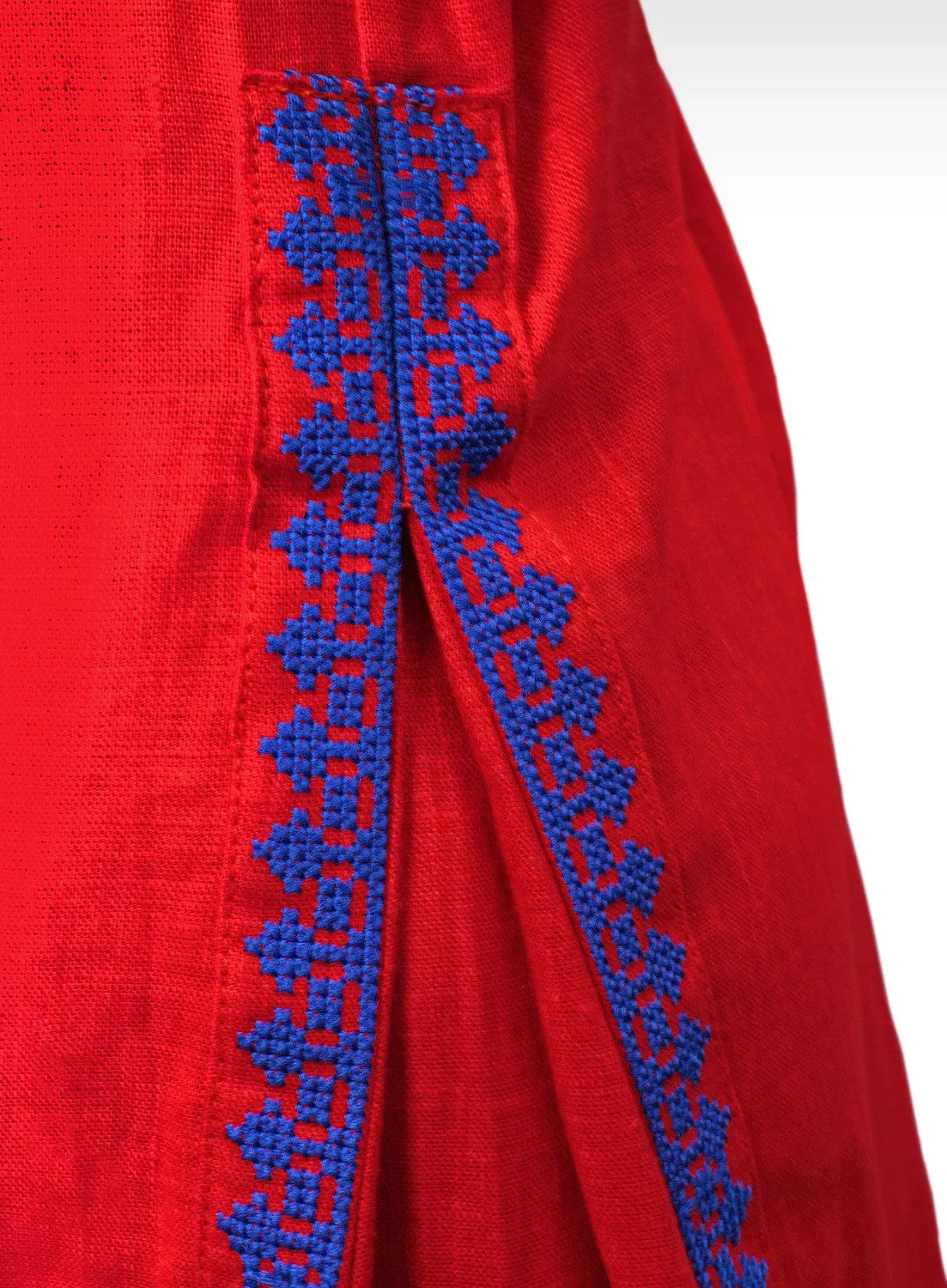 Long embroidered red kaftan