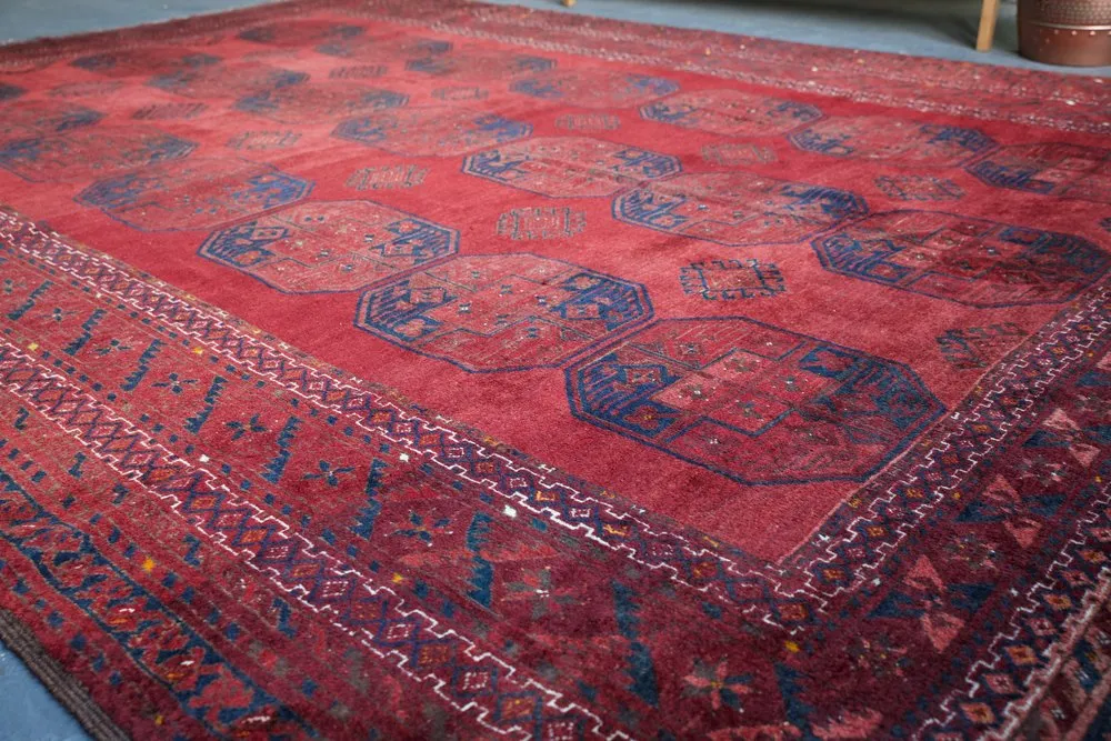 Old Turkmen Yomut Rug