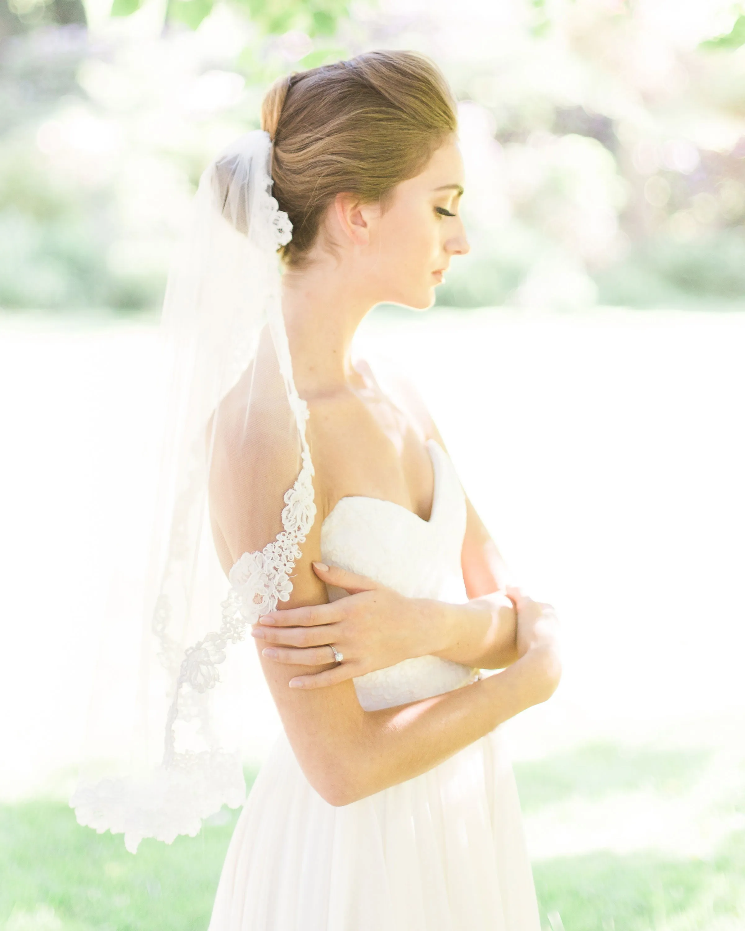 Peony Lace Short Veil