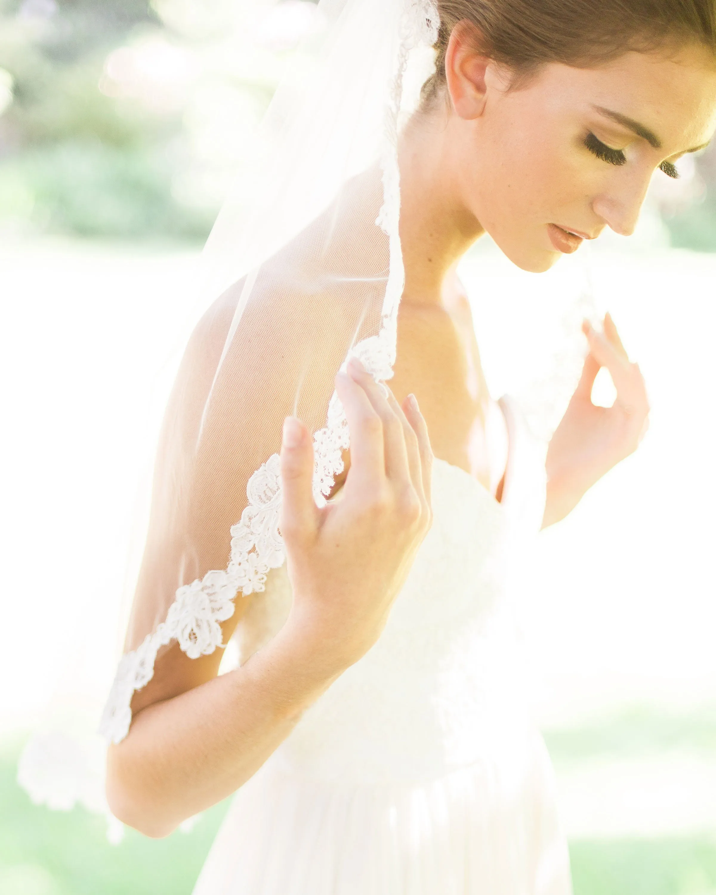 Peony Lace Short Veil
