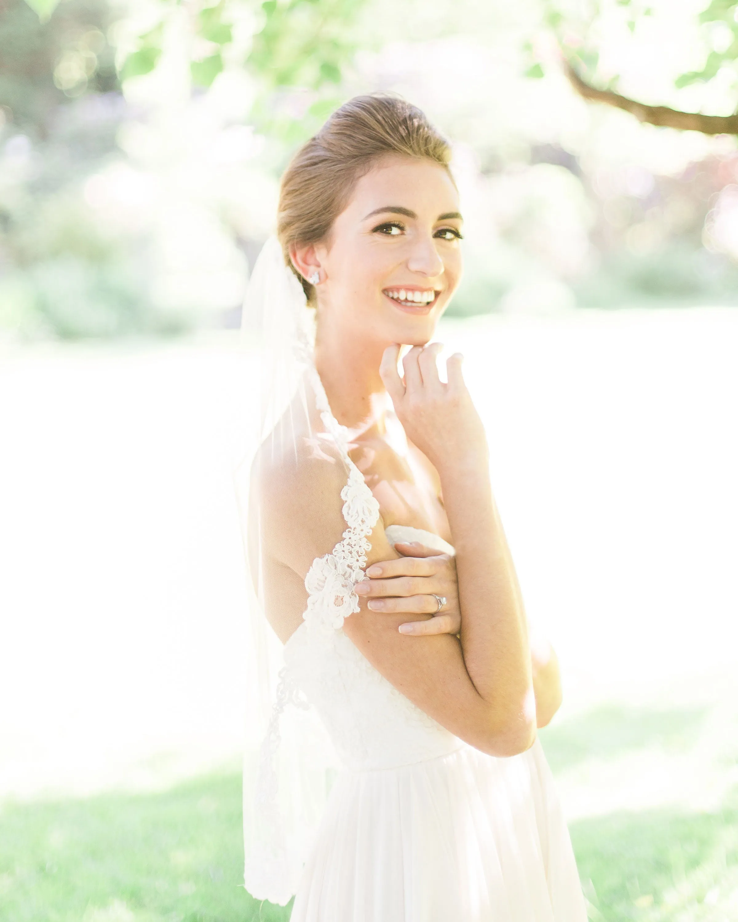 Peony Lace Short Veil