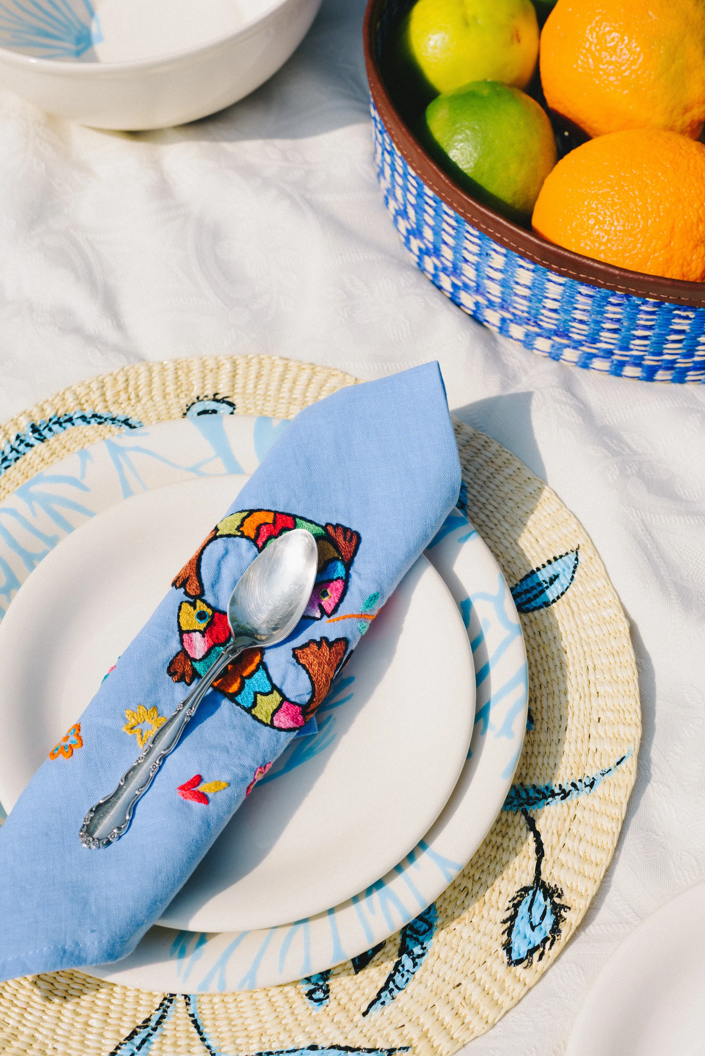 "Pez" Hand Embroidered Linen Napkin (Set of 4)