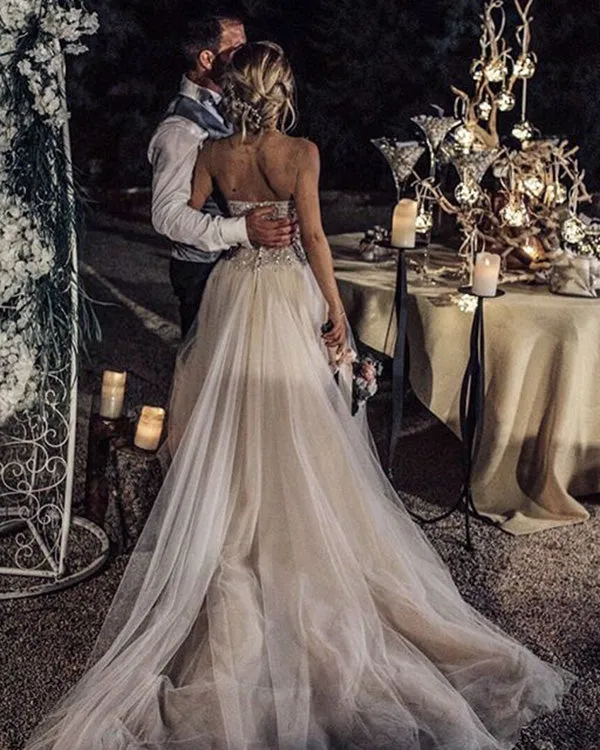 Romantic Wedding Dresses Tulle Skirts Sweetheart Lace Appliques Bodice Backless Wedding Gown