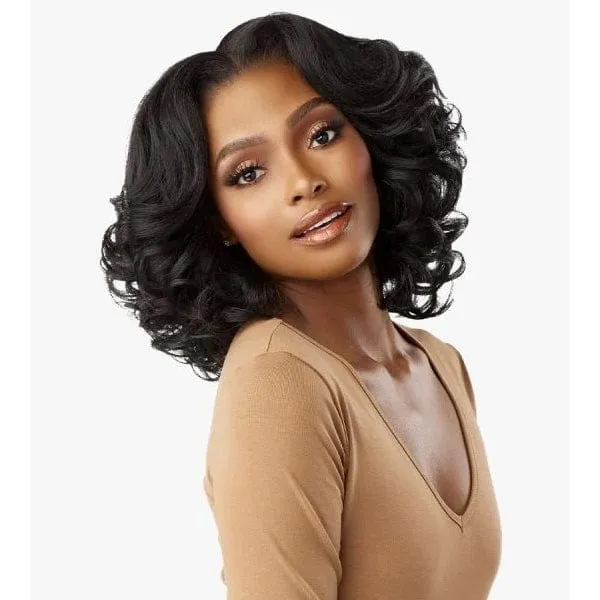 Sensationnel Kinky Edges Kinks & Co 13x6 HD Lace Front Wig - 13x6 KINKY BODY WAVE 14"