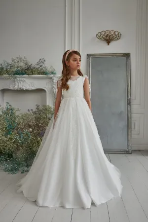 Stylish Lace First Communion Dress with Tail