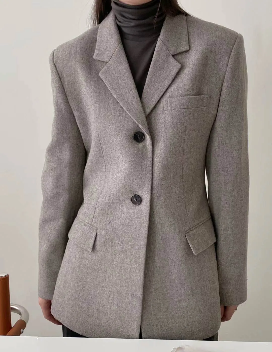 TAILORED WOOL BLAZER SOFT GREY