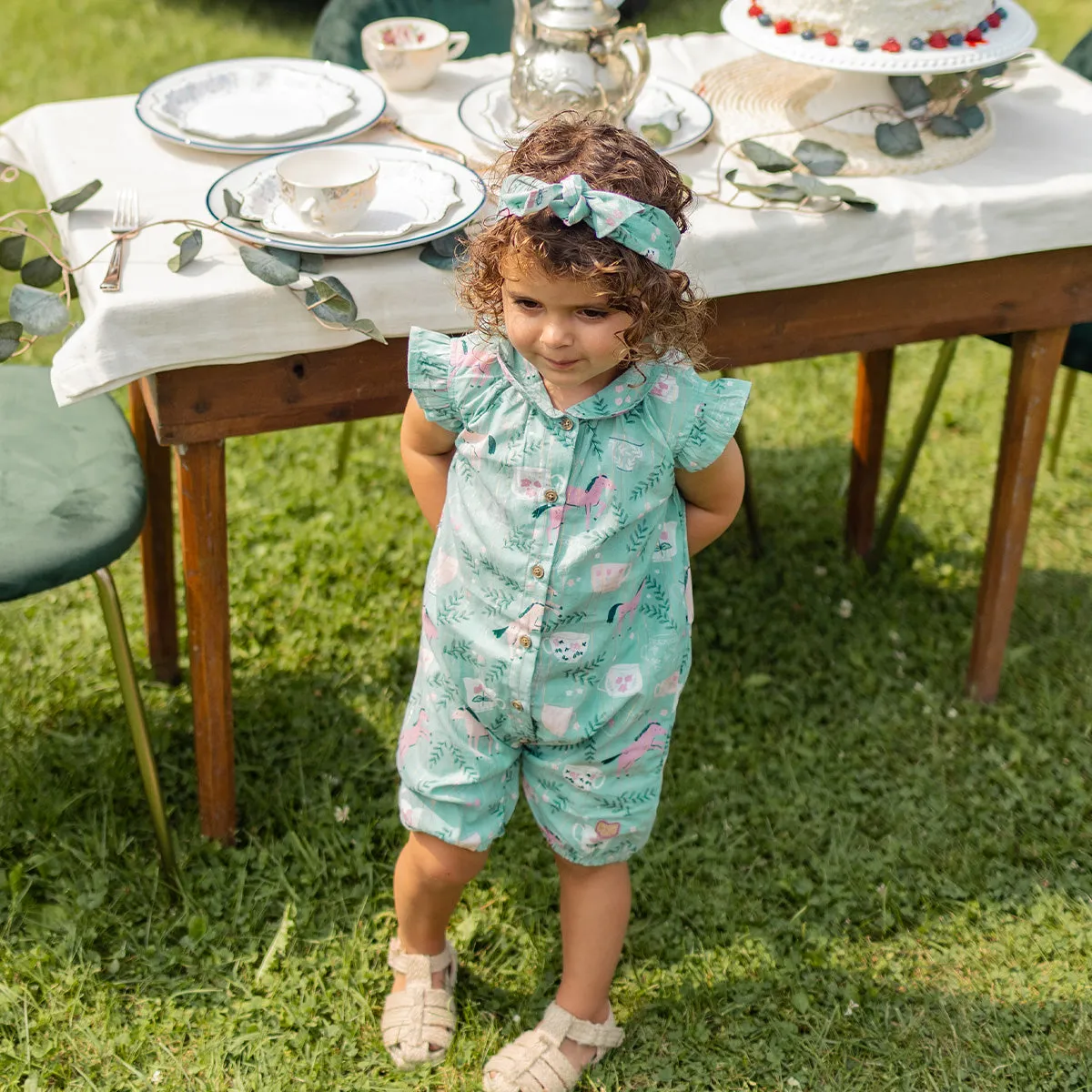 Une pièce turquoise cendré en popeline scintillante à motifs de chevaux, bébé || Ashy turquoise one piece in shimmering poplin with horse all over print, baby