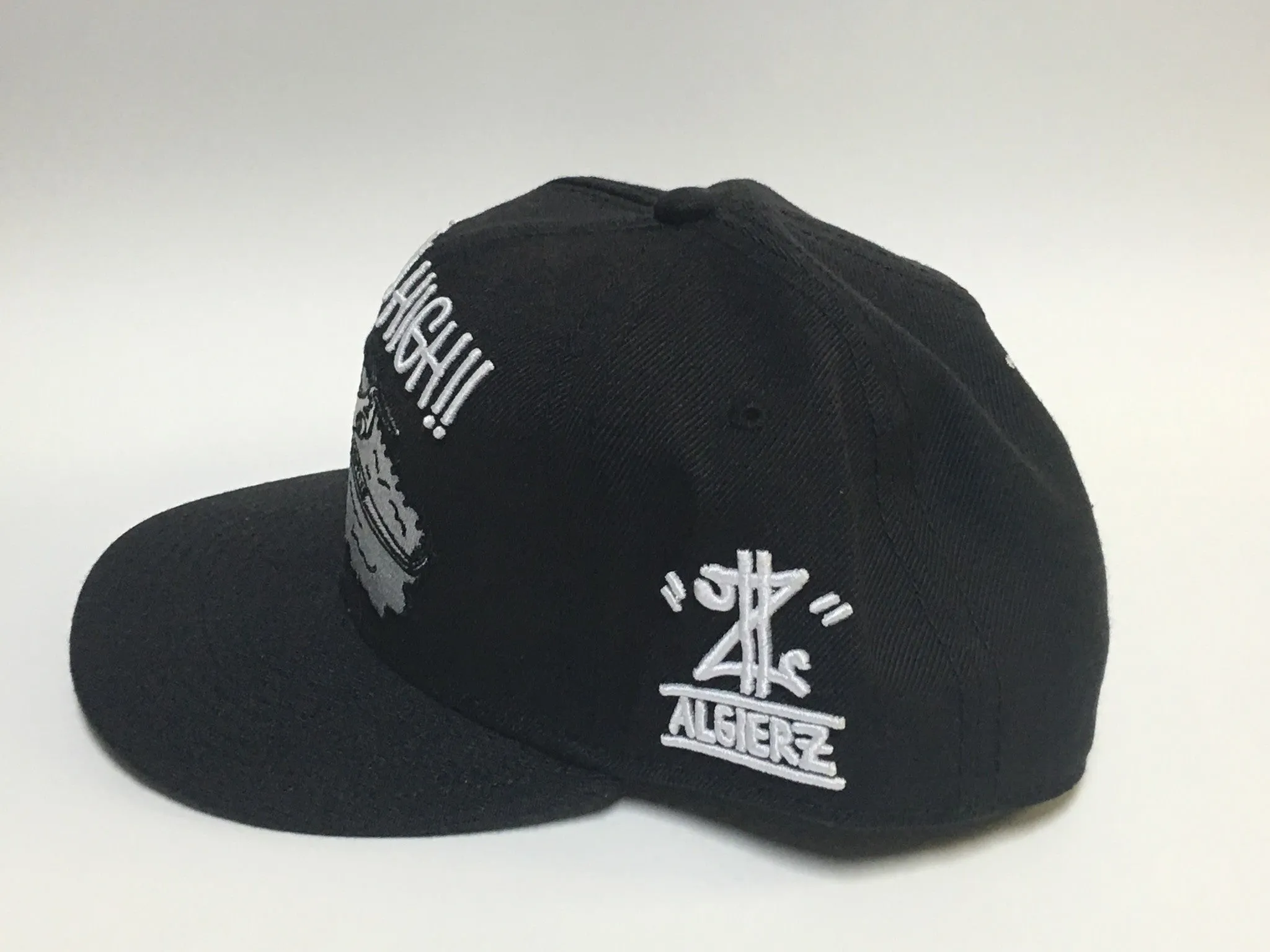 We Fly High - Snapback Black