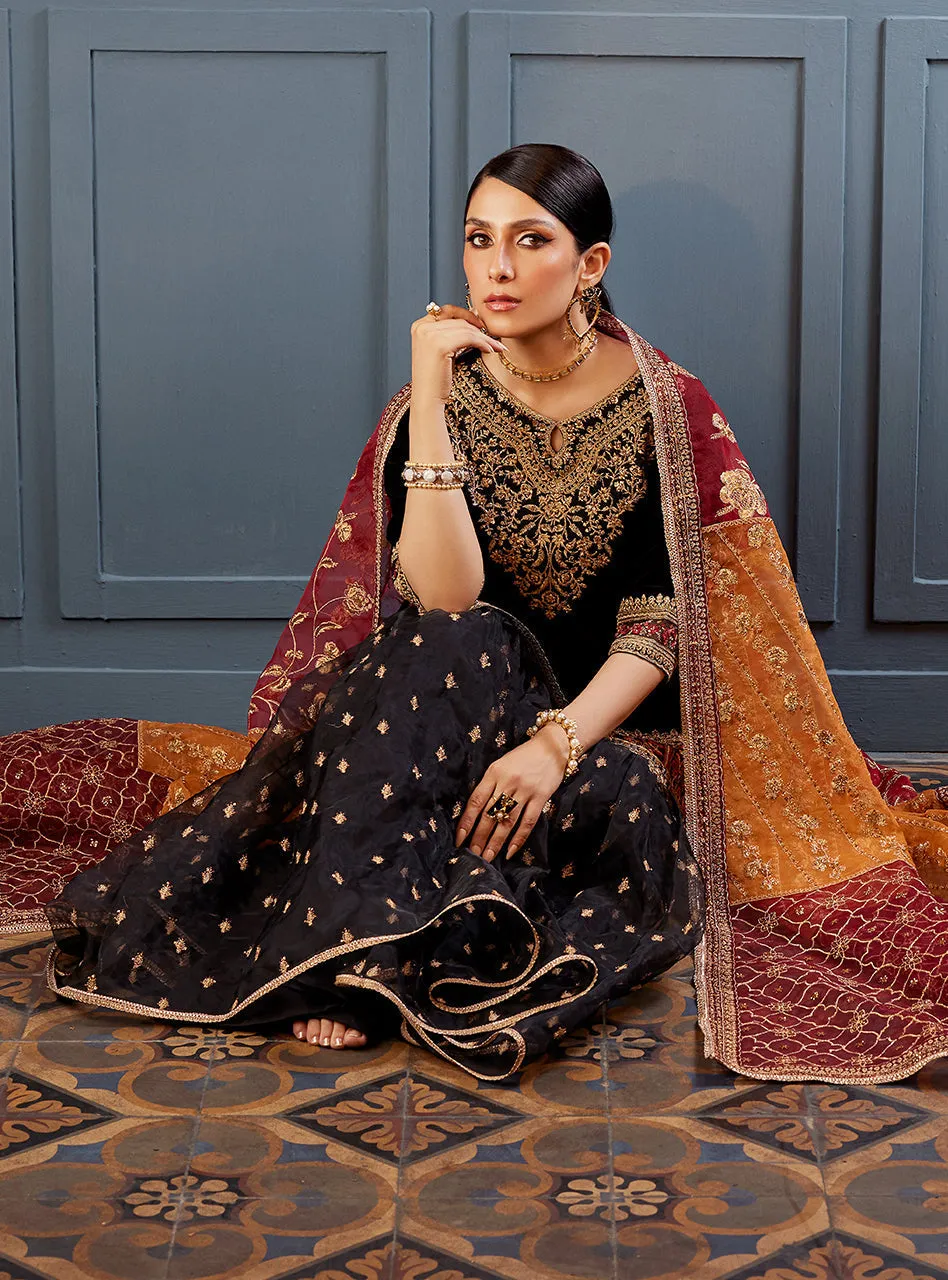 ZAINAB CHOTTANI VELVET COLLECTION '23 | MEHR MAH